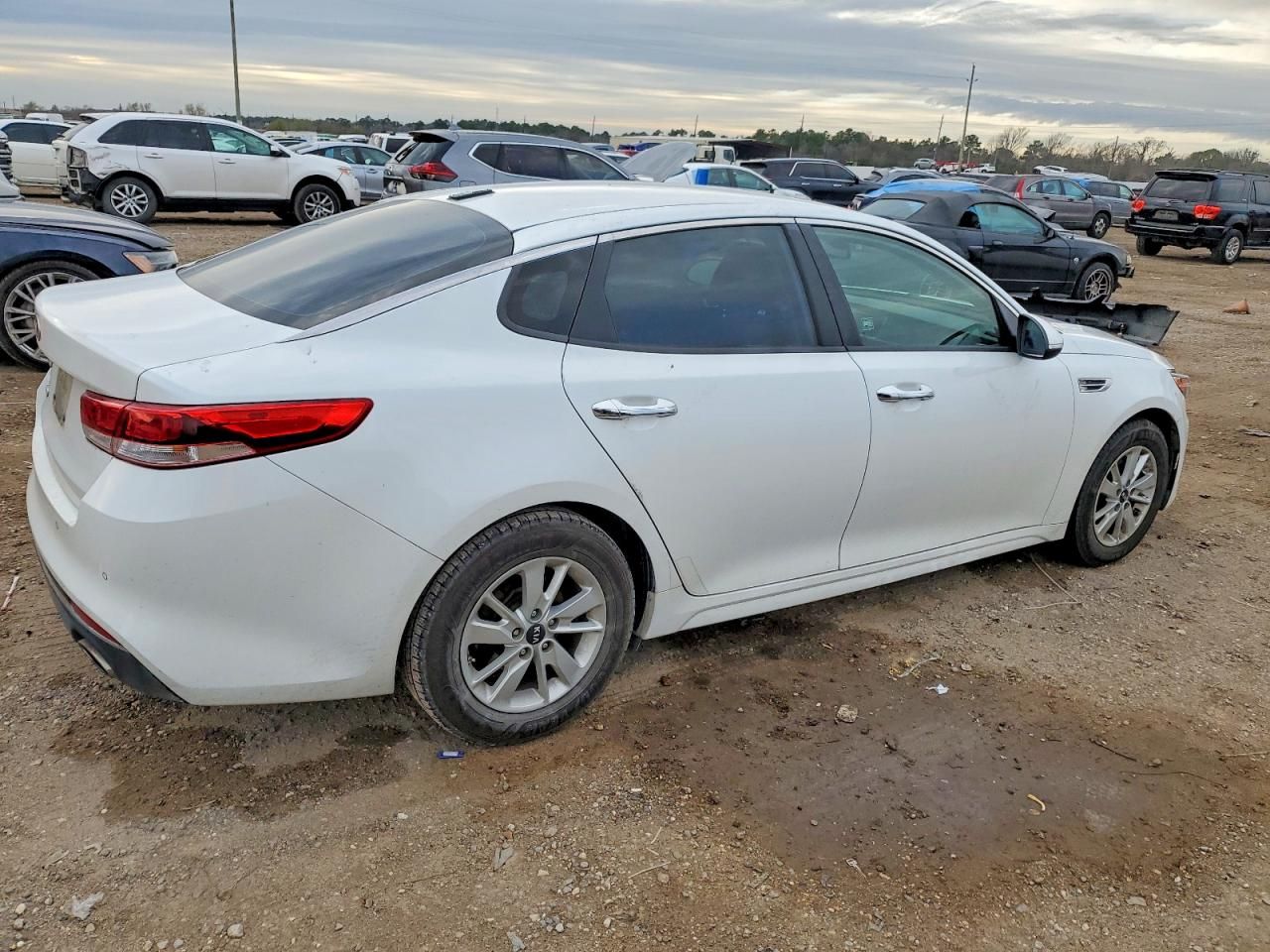 2016 KIA Optima lx