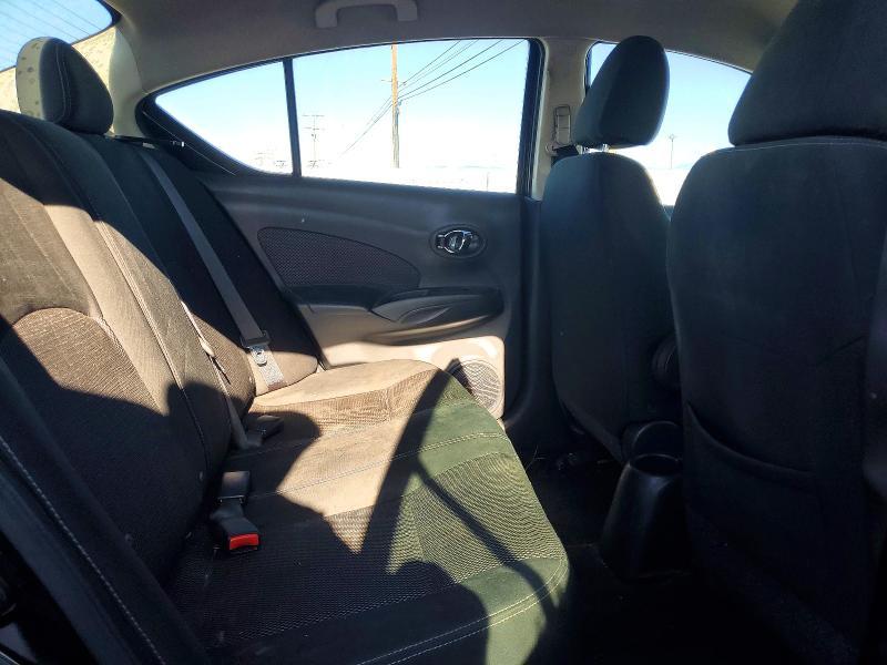 2017 Nissan Versa s