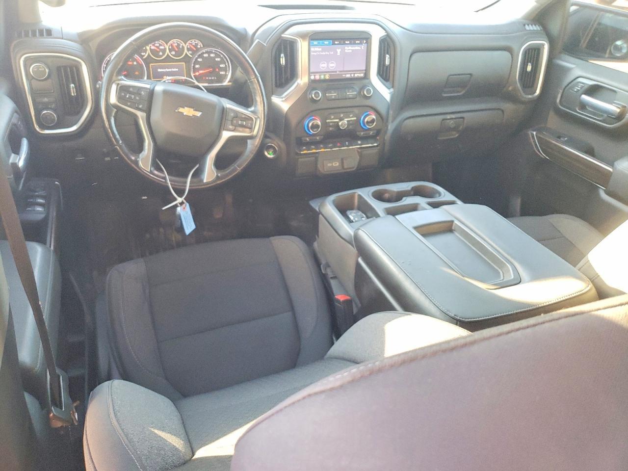 2020 Chevrolet Silverado C1500 lt