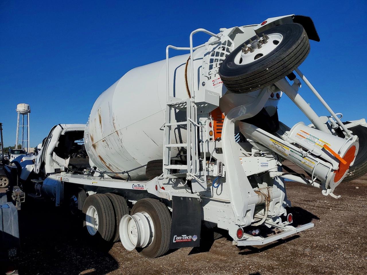 2026 Freigliner 2027 Freightliner 114SD Ready MIX Truck