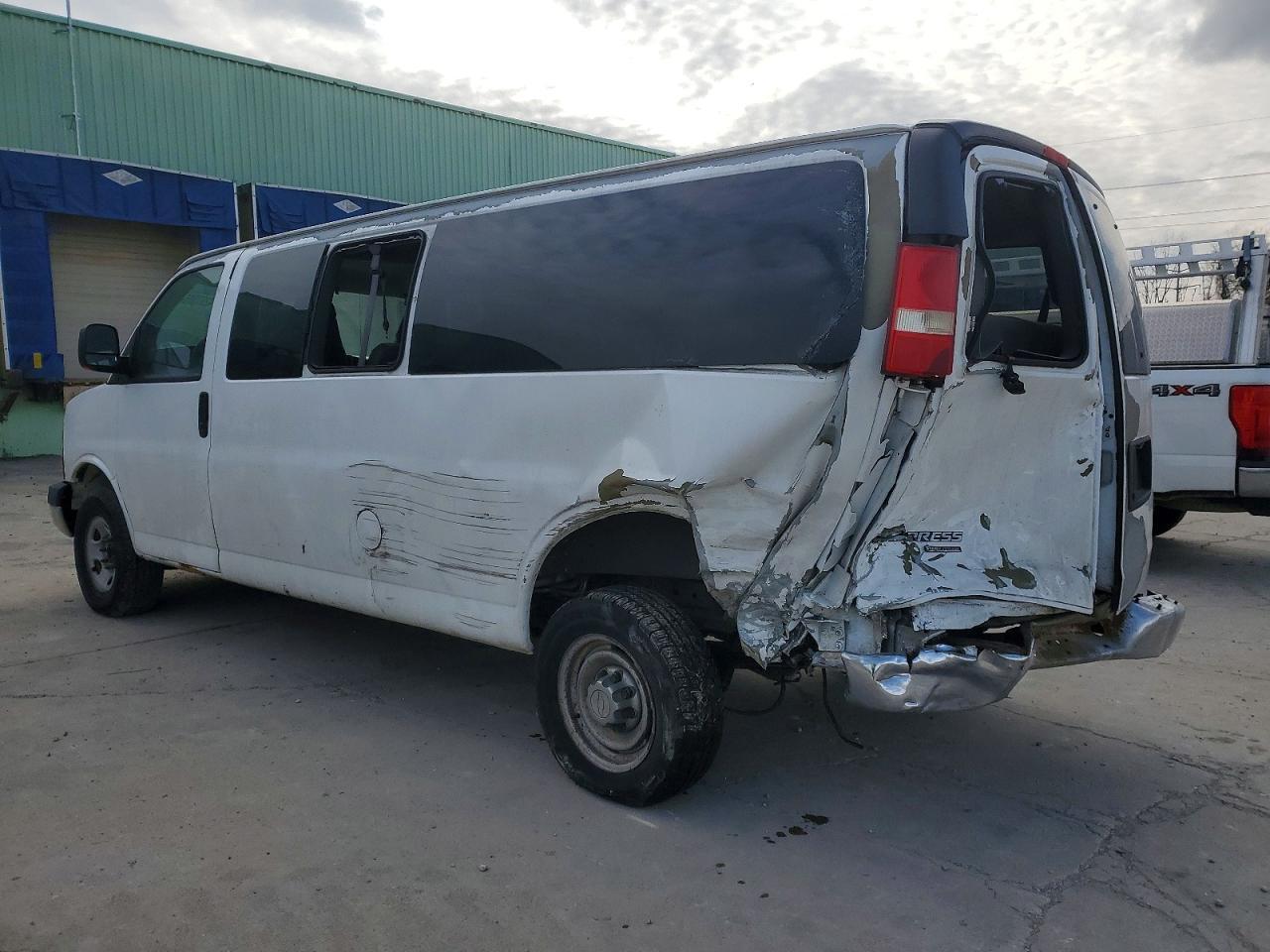 2008 Chev Express G3500