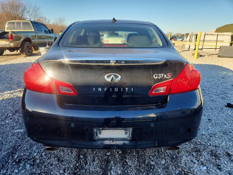2011 Infiniti G37