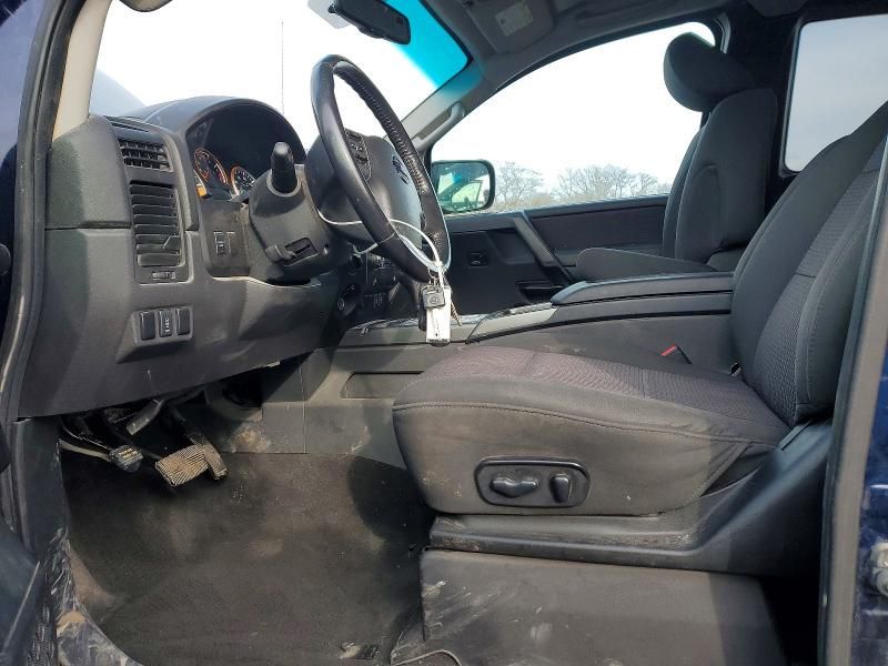 2012 Nissan Titan s