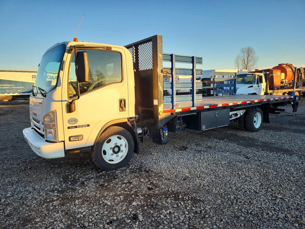 2017 Isuzu NRR Flatbed Truck