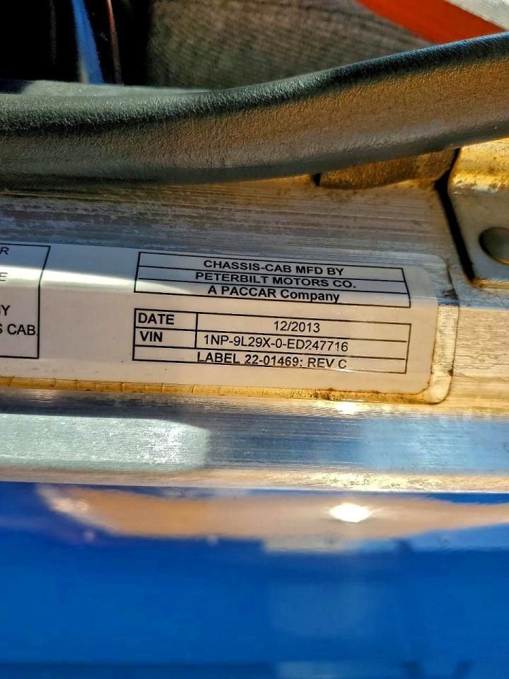 2014 Peterbilt 382 Delivery Truck