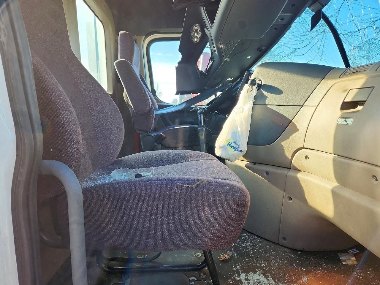 2017 Freightliner Cascadia 125