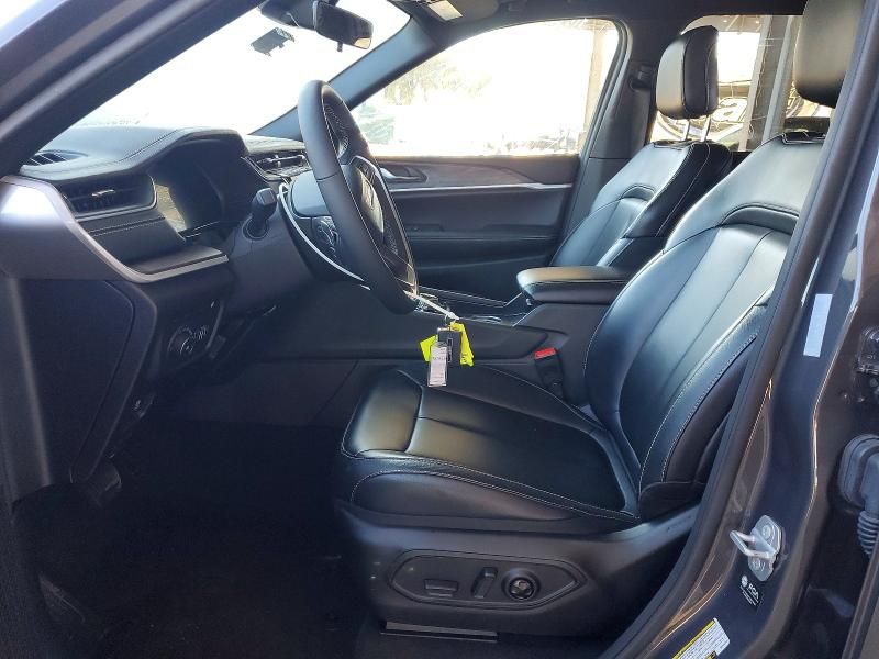 2025 Jeep Grand Cherokee 4XE