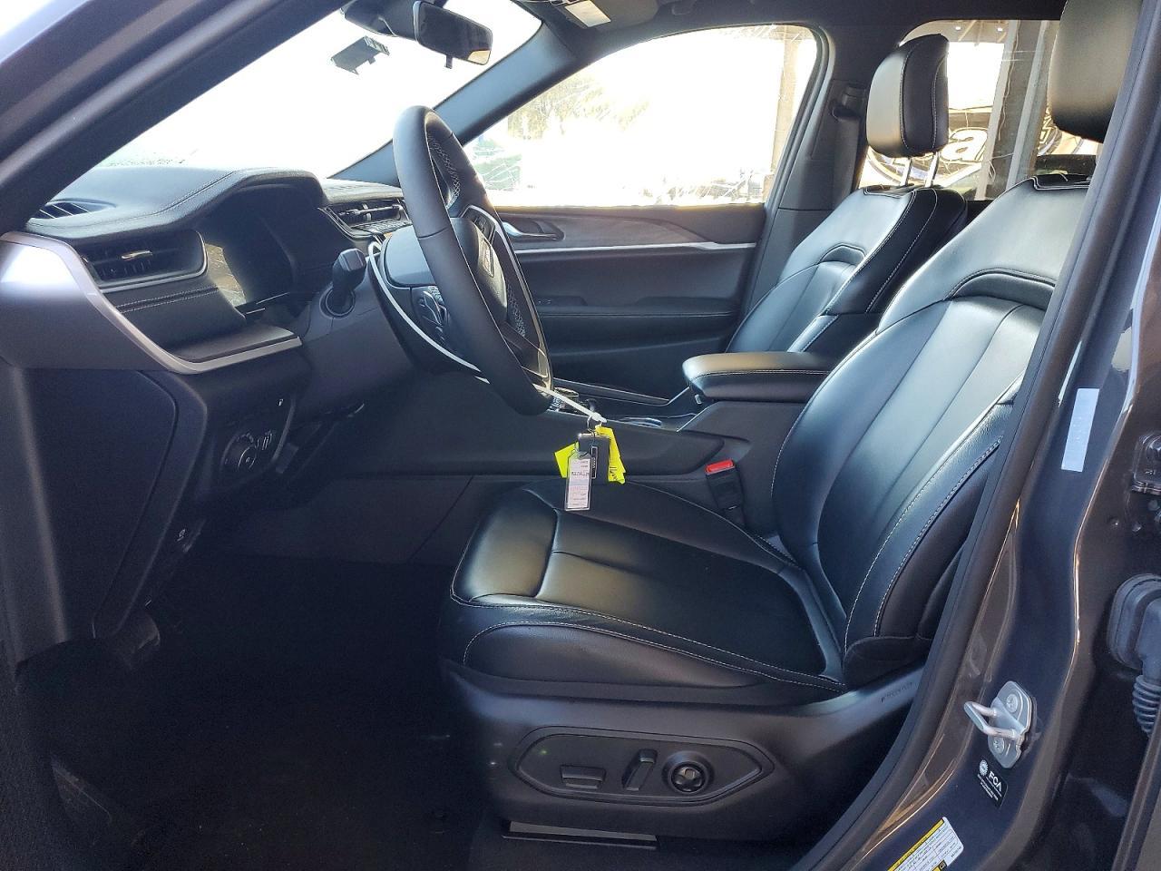 2025 Jeep Grand Cherokee 4XE