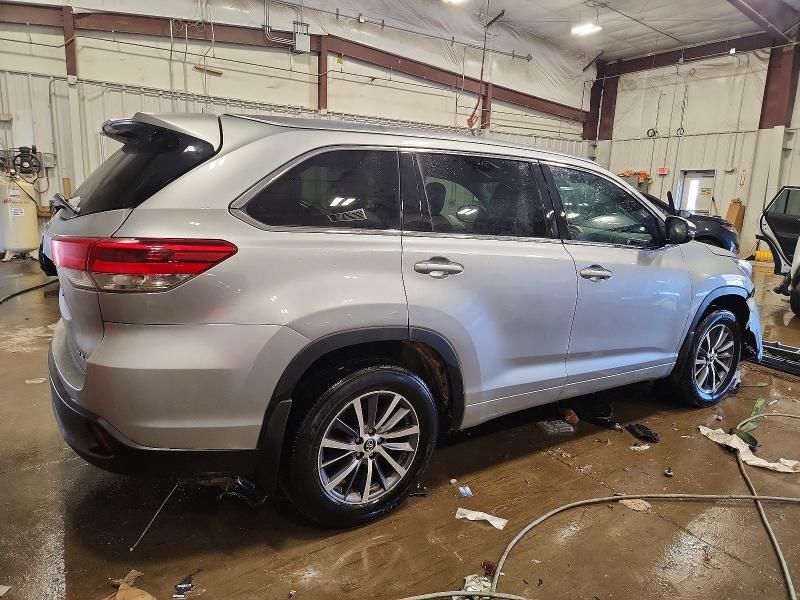 2018 Toyota Highlander se