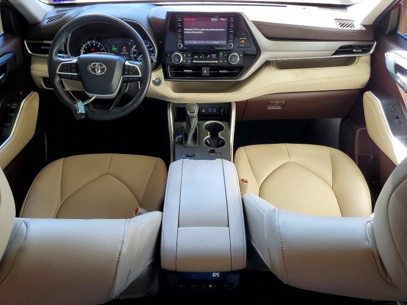 2022 Toyota Highlander xle