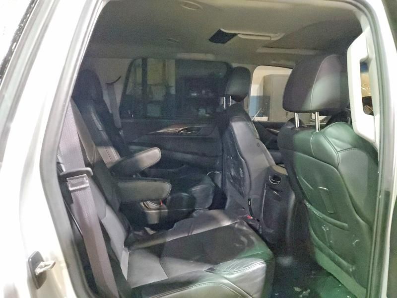 2016 Cadillac Escalade Luxury