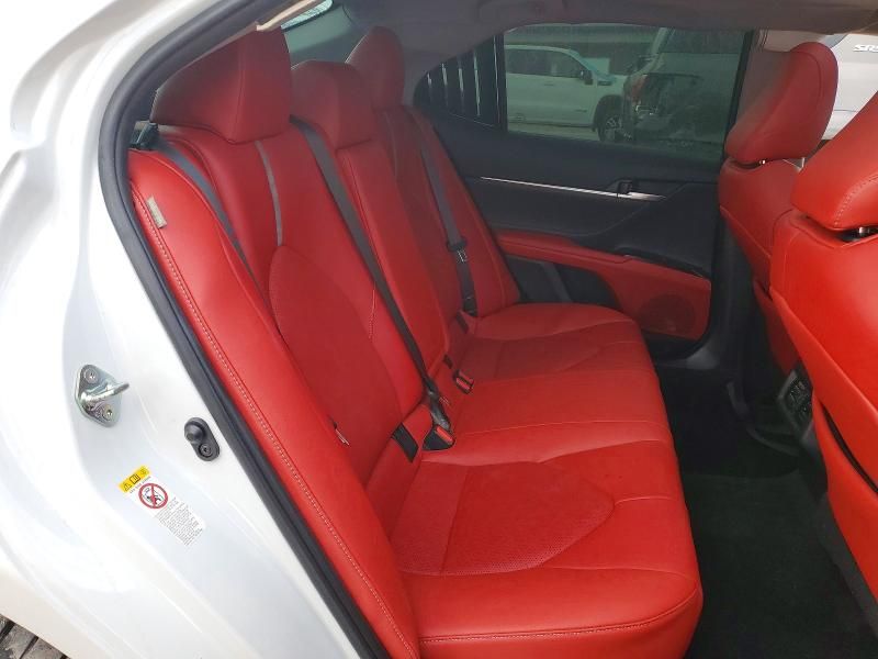 2018 Toyota Camry xse