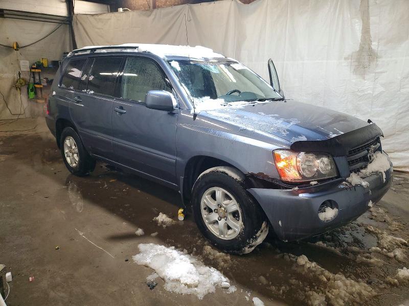 2002 Toyota Highlander Base