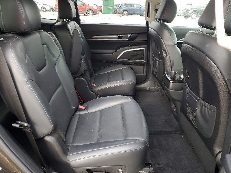 2021 KIA Telluride s