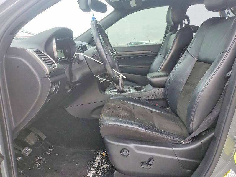 2020 Jeep Grand Cherokee Laredo