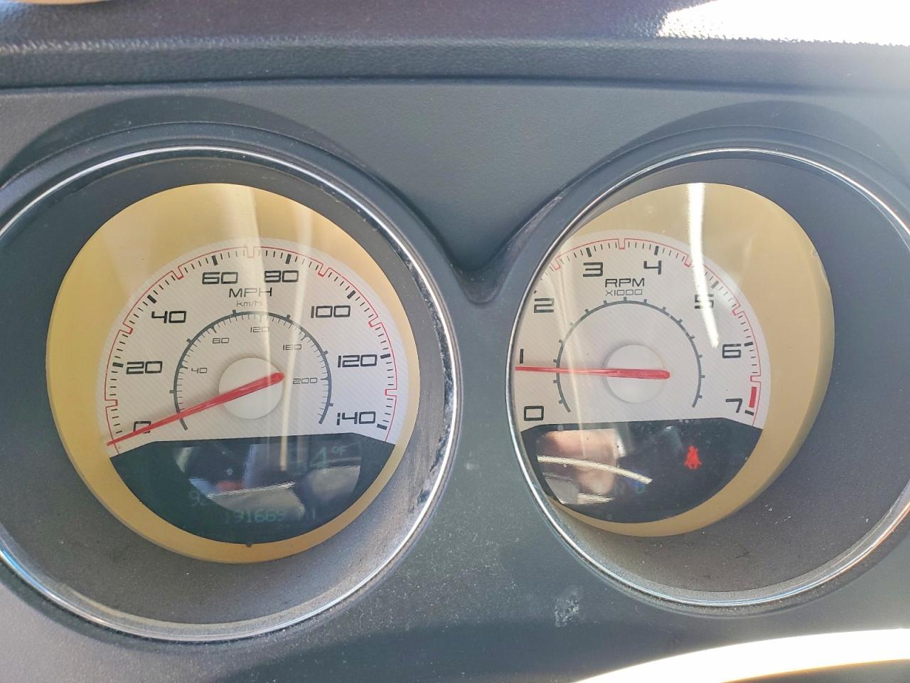 2013 Dodge Challenger sxt