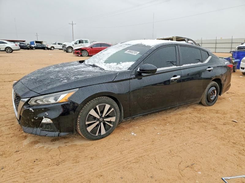 2021 Nissan Altima sv