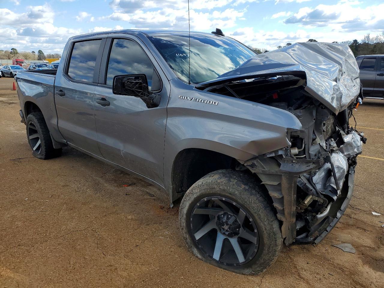 2020 Chevrolet Silverado C1500 Custom
