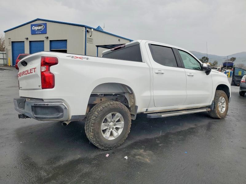 2022 Chevrolet Silverado K1500 lt