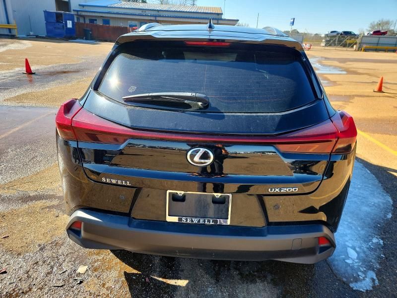 2021 Lexus Ux 200