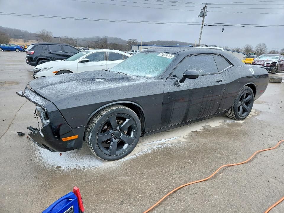 2012 Dodge Challenger sxt