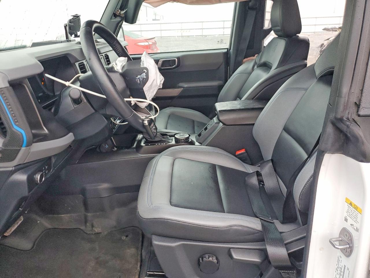 2022 Ford Bronco Base