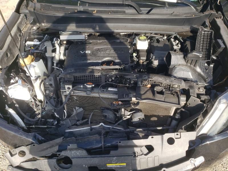 2017 Nissan Pathfinder s