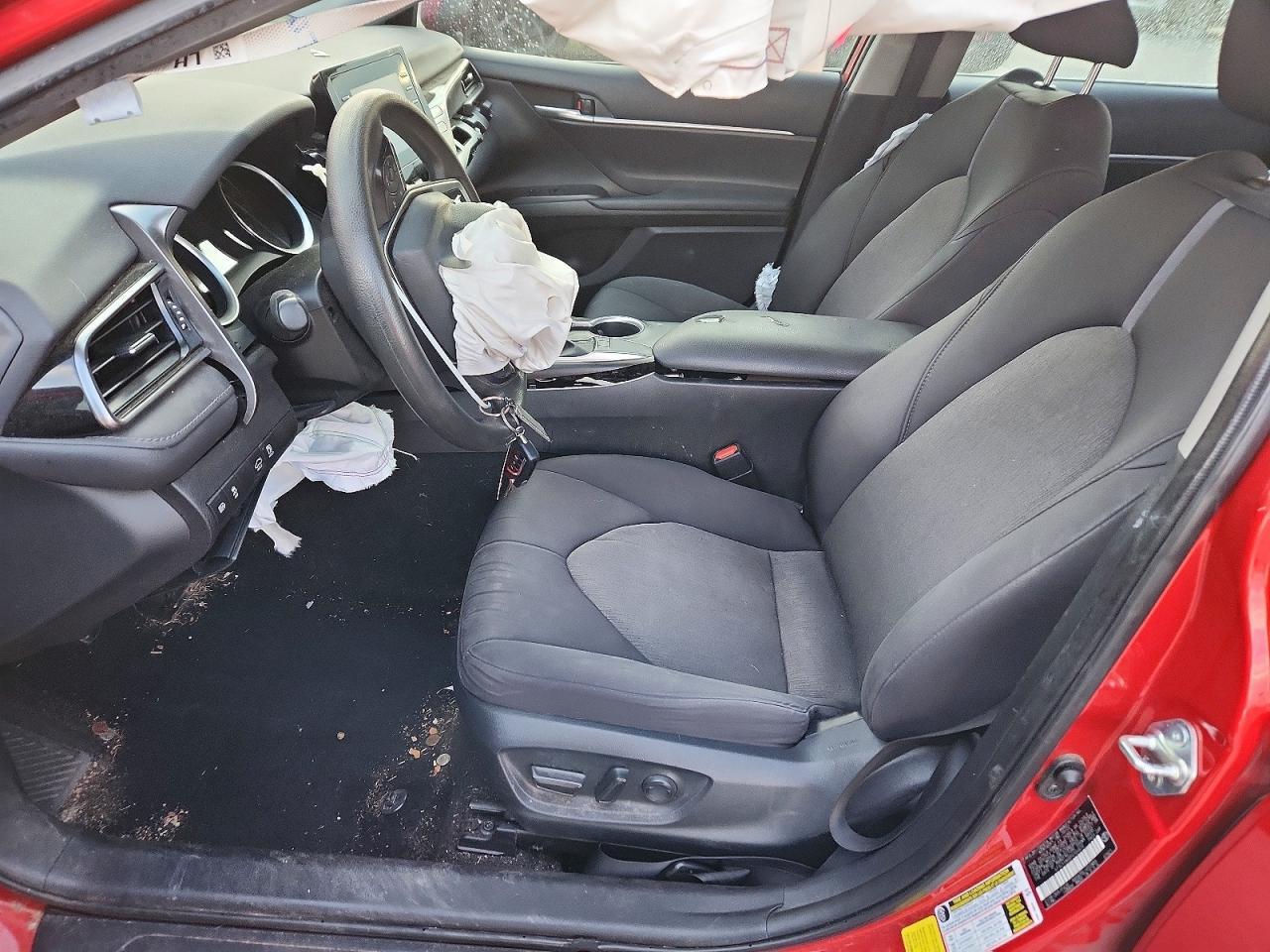 2023 Toyota Camry le