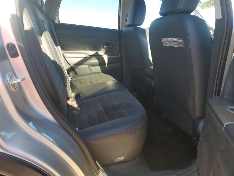 2018 Mitsubishi Outlander Sport es