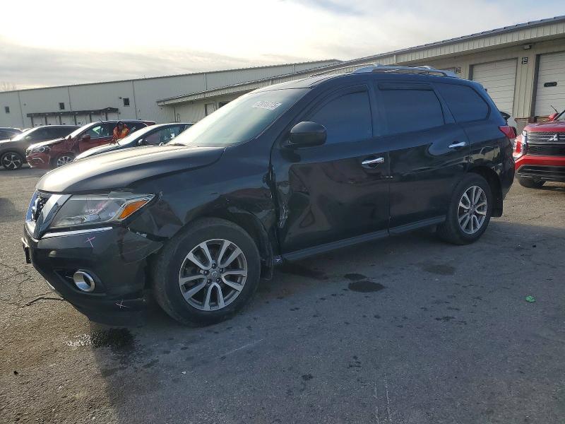 2016 Nissan Pathfinder sv
