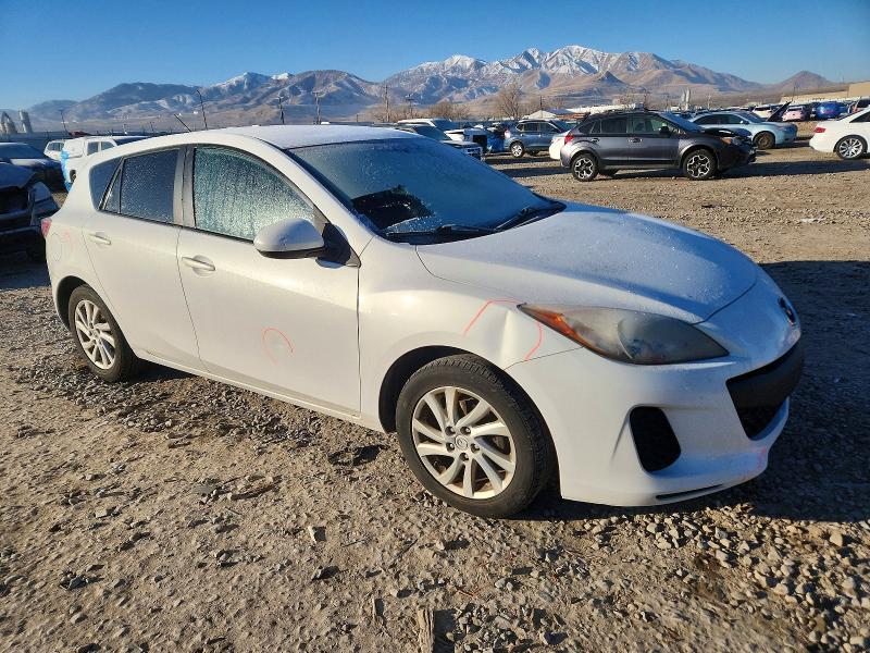 2013 Mazda 3 I