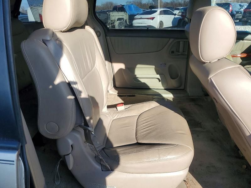 2008 Toyota Sienna xle