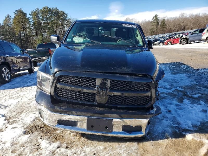 2014 Dodge Ram 1500 slt