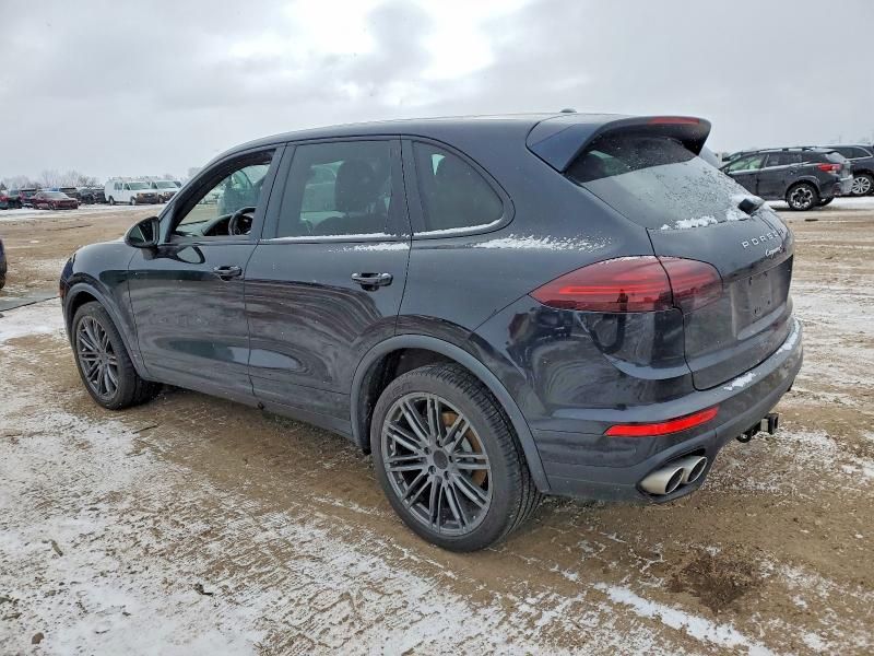 2016 Porsche Cayenne s