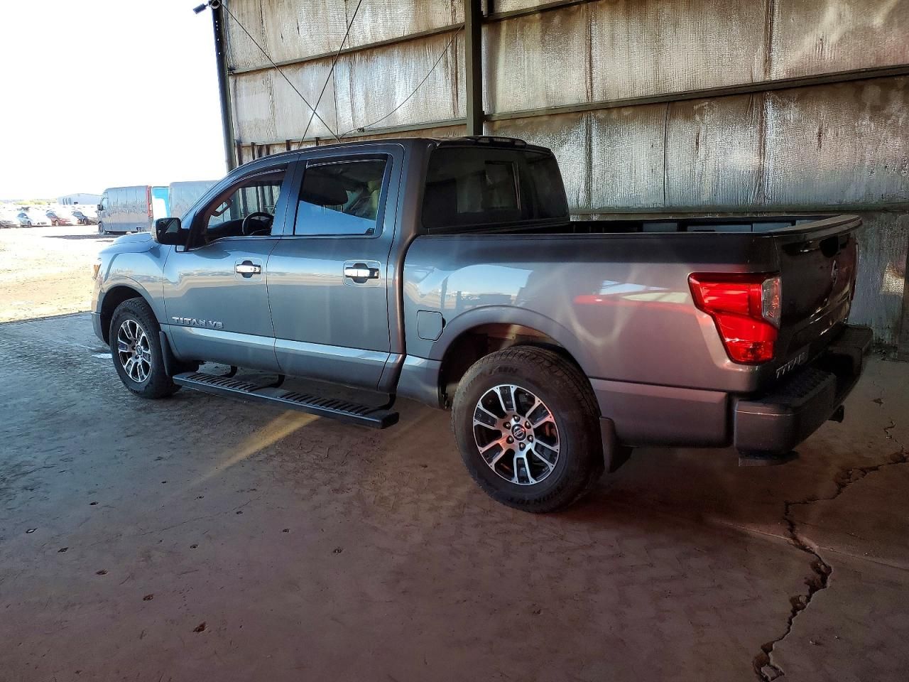 2020 Nissan Titan sv