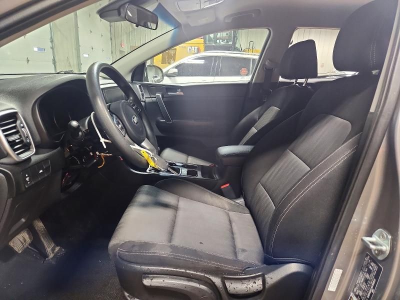 2021 KIA Sportage lx