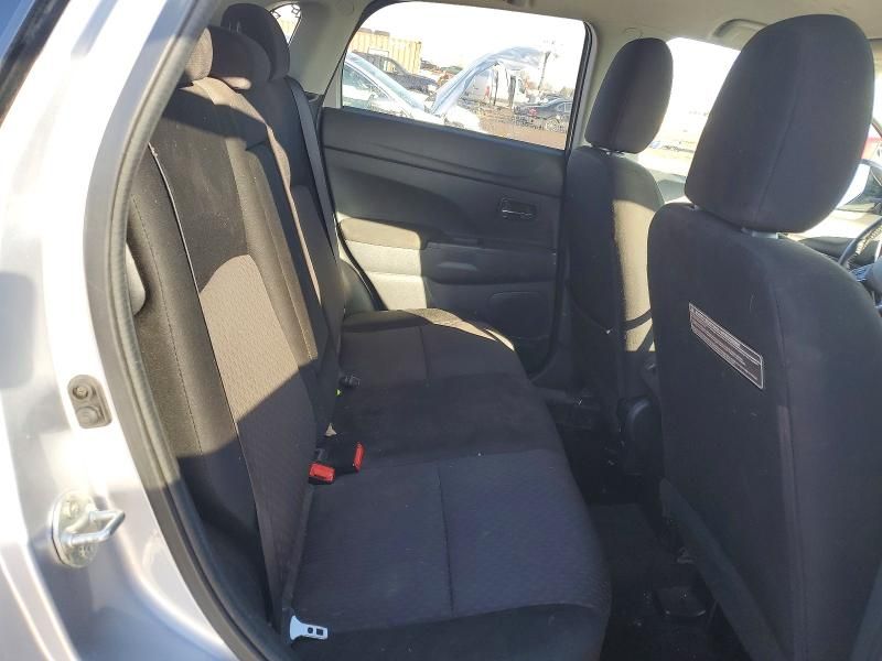 2017 Mitsubishi Outlander Sport es