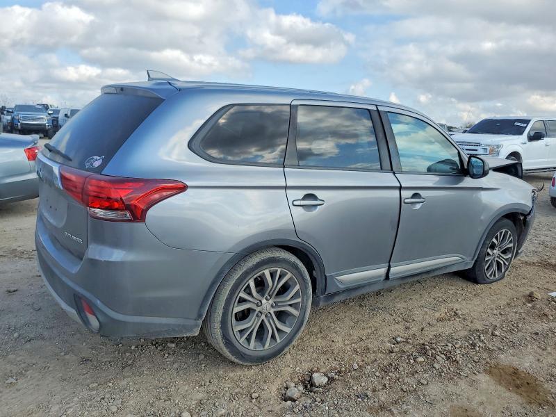 2018 Mitsubishi Outlander es