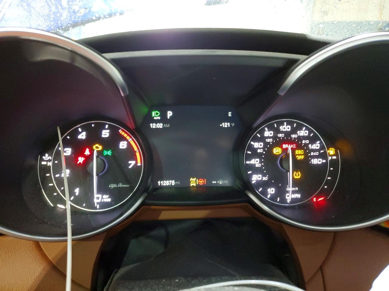 2017 Alfa Romeo Giulia ti Q4