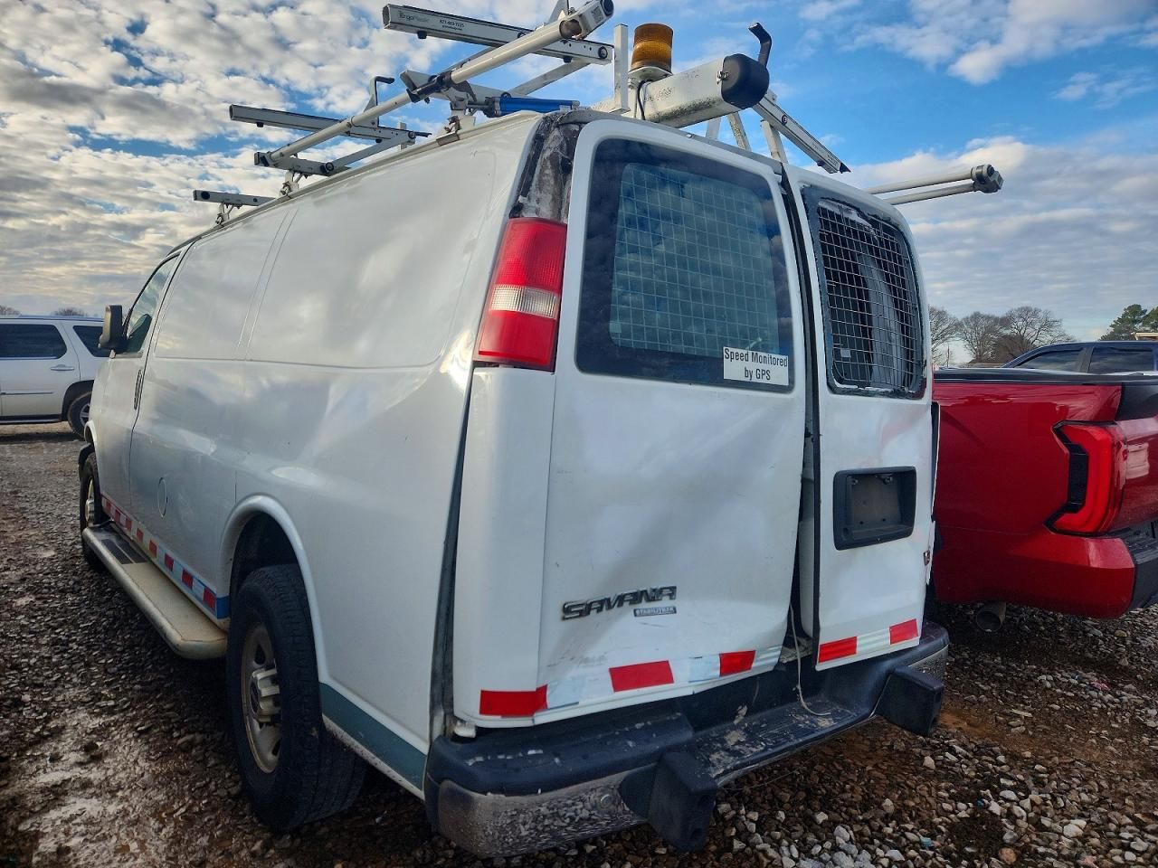 2015 GMC Savana G2500 Utility / Service Van