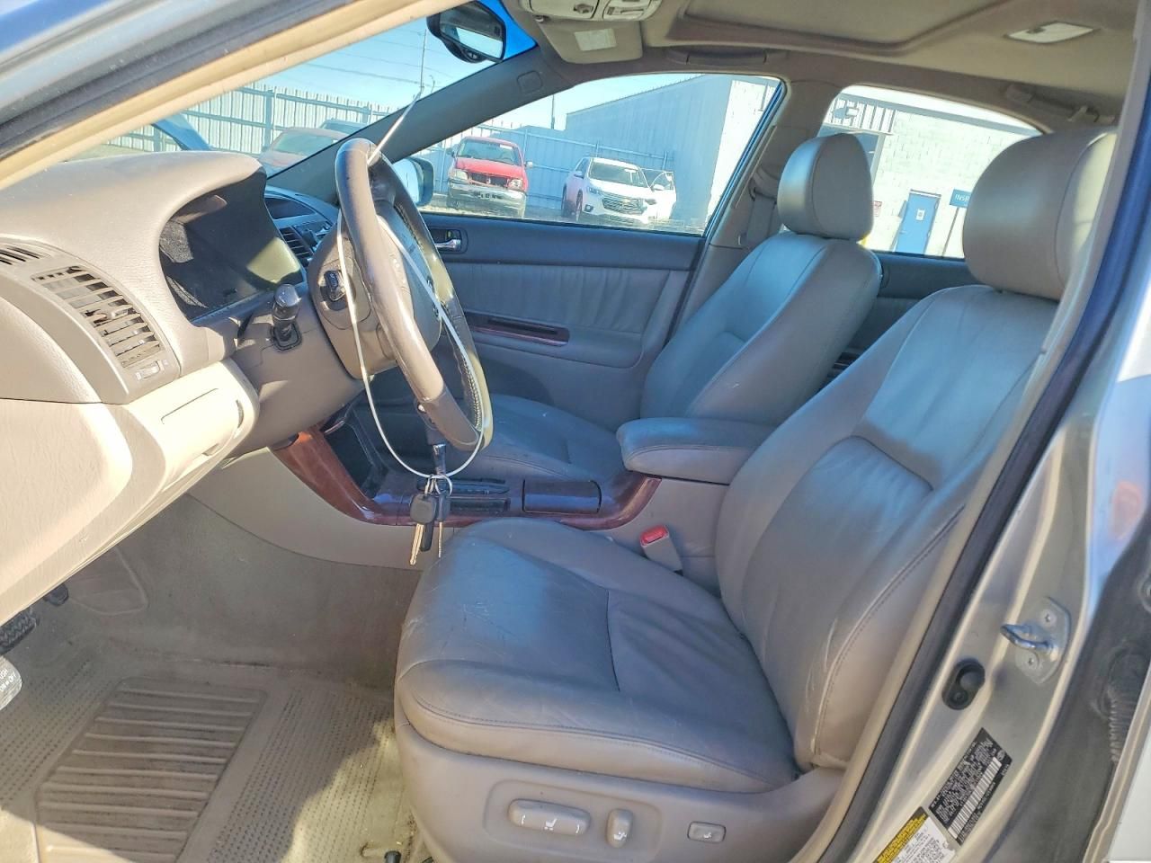 2005 Toyota Camry le