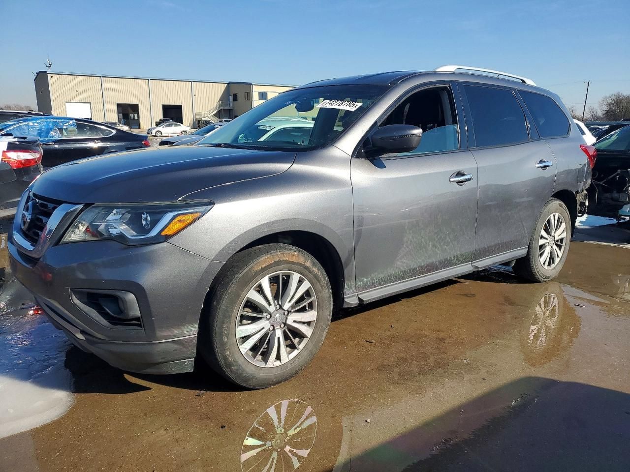2018 Nissan Pathfinder s