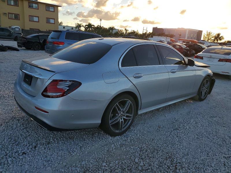 2019 Mercedes-Benz E 300