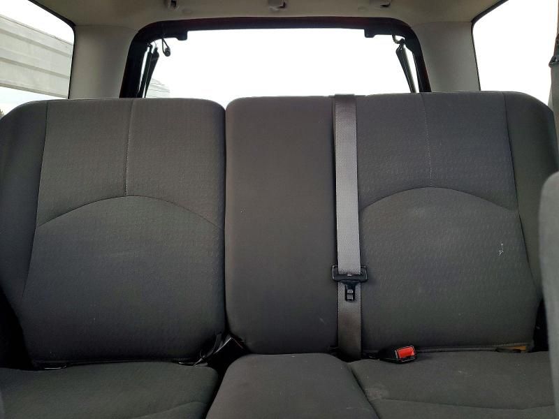 2005 Mazda Tribute i