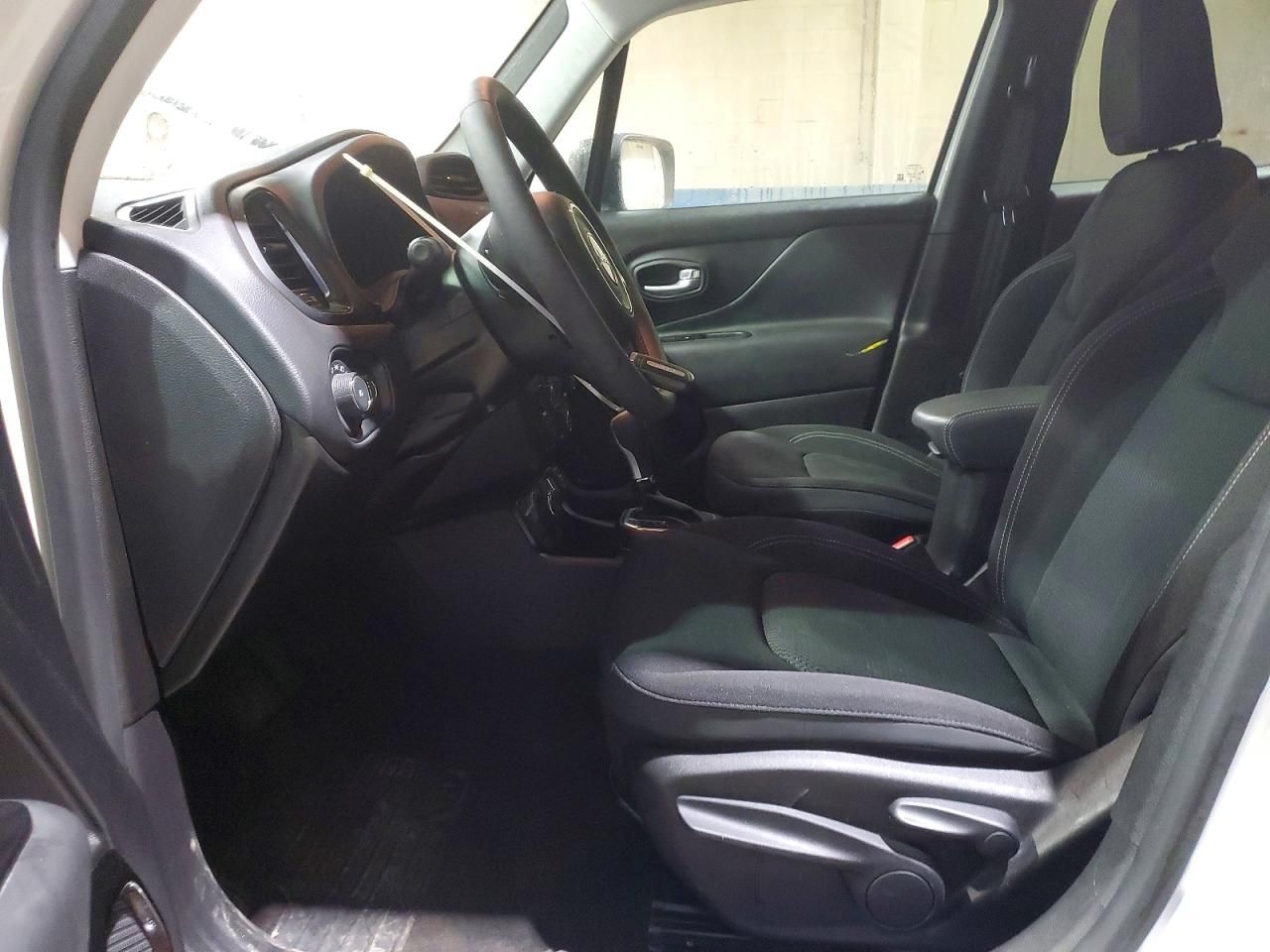 2023 Jeep Renegade Altitude