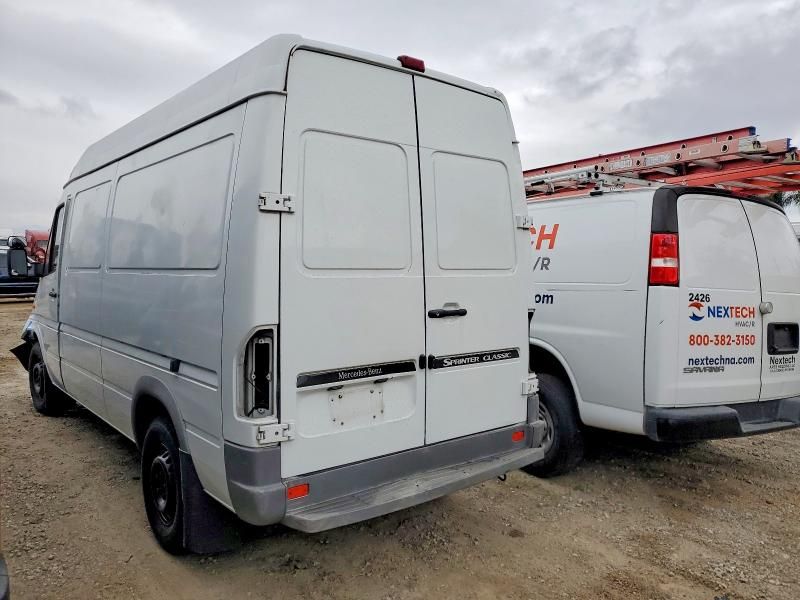 2006 Mercedes-Benz 2006 Mercedes Benz Sprinter 2500 Delivery van
