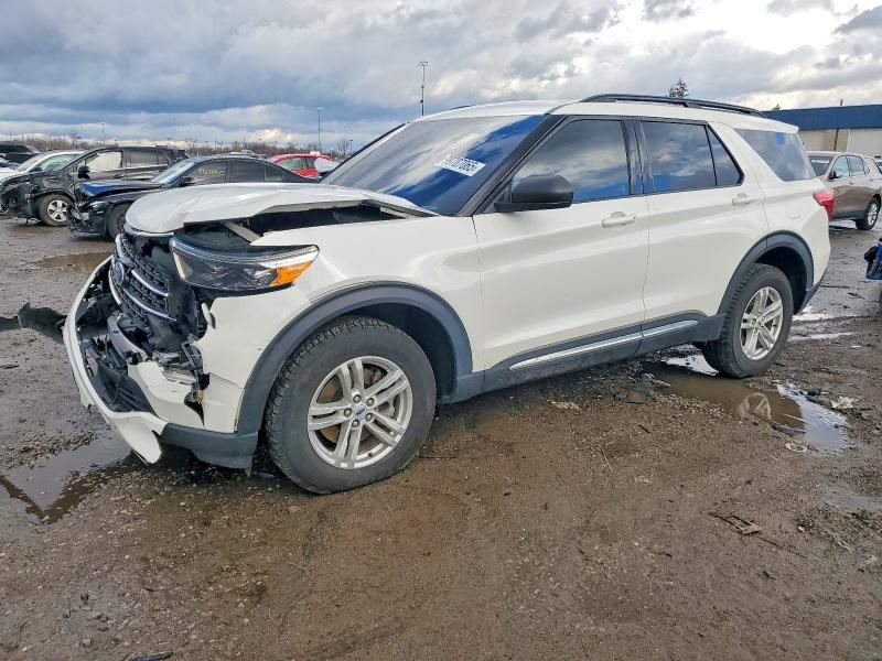 2023 Ford Explorer xlt