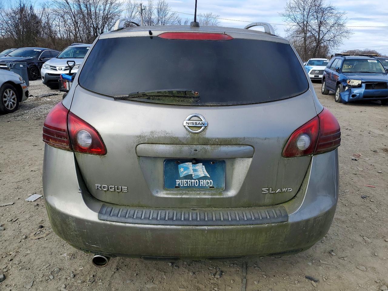2008 Niss Rogue s