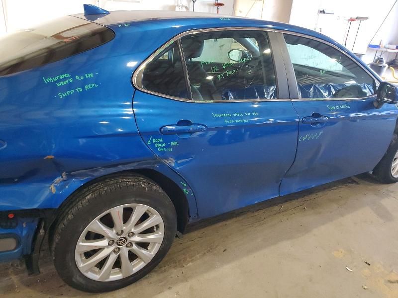 2020 Toyota Camry le