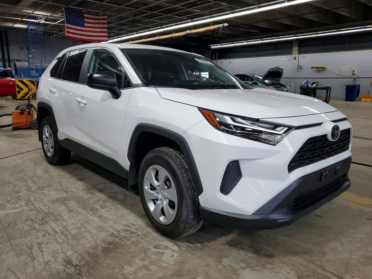 2025 Toyota Rav4 le